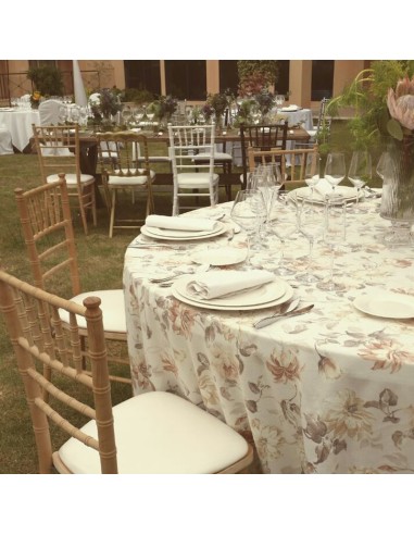 Round tablecloth with natural flowers 352 cm