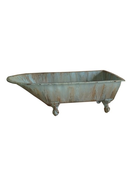 Bathtub for drinks